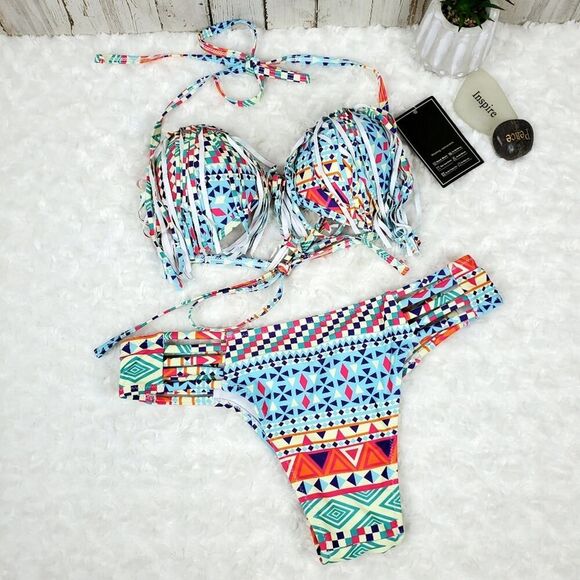 A Chic Girl Fringed Geometric Bikini Size Small - Picture 1 of 10